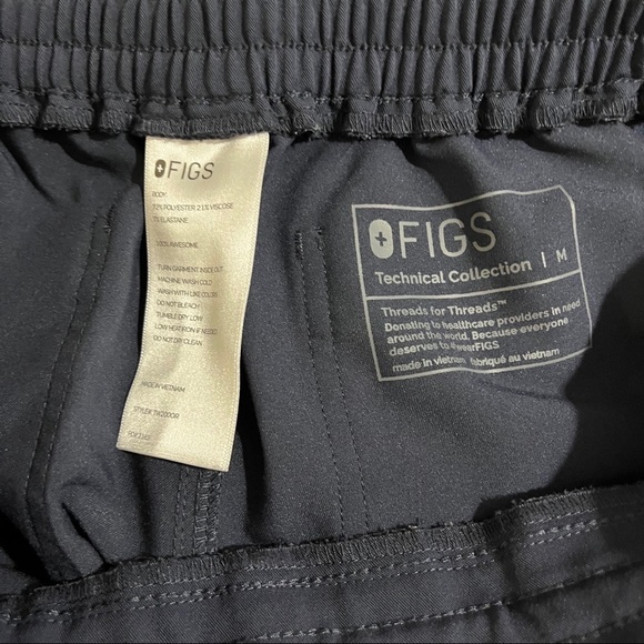 Figs Scrubs Technical Collection Cargo Utility Pants Blue Size Medium 10 Pockets - Picture 8 of 8